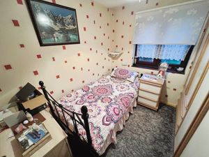 Bedroom 2- click for photo gallery